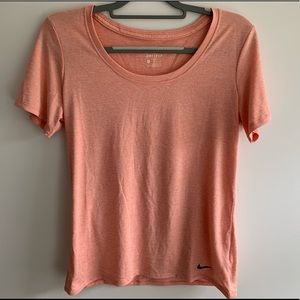 NIKE DRI-FIT SCOOP NECK TEE
